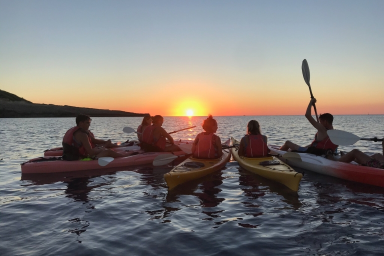 Ibiza: Atardecer y Kayak desde el extremo norte de la islaOpción Estándar