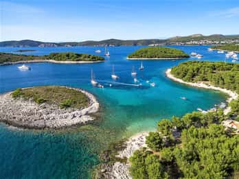 Au départ de Hvar : Grotte bleue, Vis, îles Pakleni en bateau privé