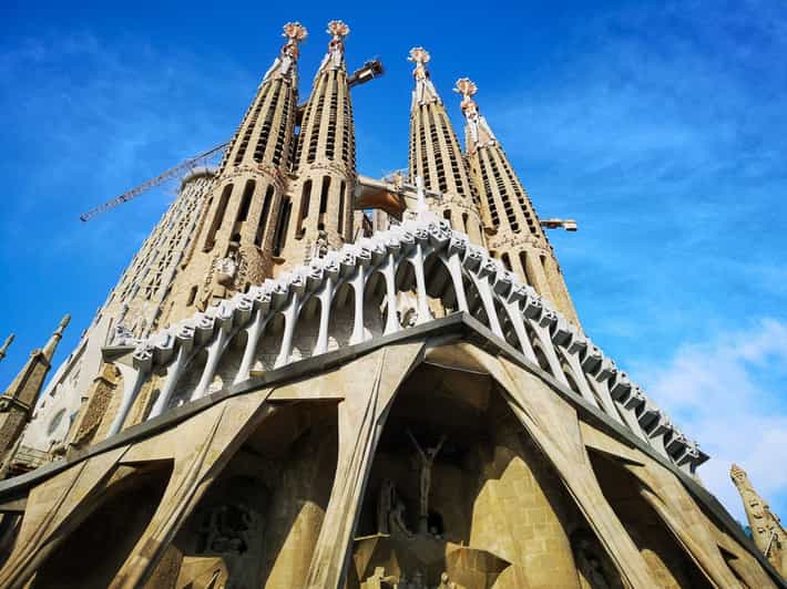 Park Guell+Casa Batllo+Casa Mila+Sagrada Familia Tickets | GetYourGuide