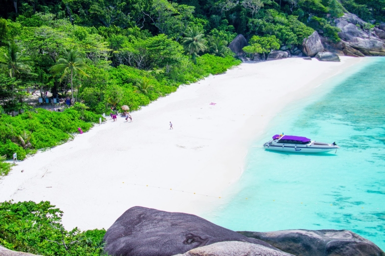 Ab Khaolak: Schnorcheln auf den Similan Inseln mit dem Katamaran