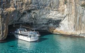 Cala Gonone: Grotta Bue Marino & Cala Luna Boat Tour