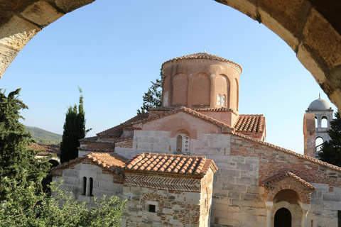 Tirana to Berat One-Way Private Ride: Apollonia & Ardenica From Tirana or the Airport to Berat