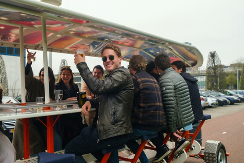 Amsterdam : Excursion à vélo à la découverte des bières hollandaises avec bar à bordVisite en groupe sur un vélo festif