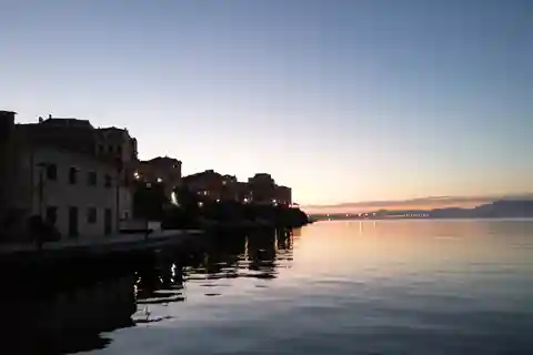 Sunset boat trip from Corfu Town to Mouse Island