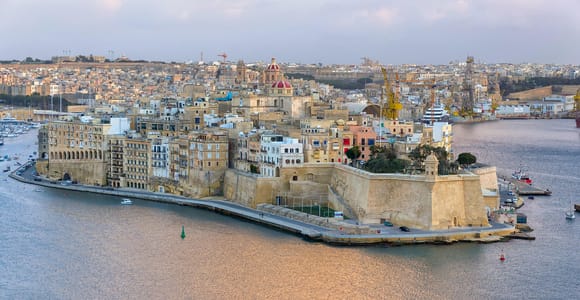 From Sliema: Cruise Around Malta&#39;s Harbours & Creeks
