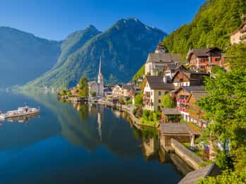 From Vienna: Hallstatt Small-Group Guided Day Tour