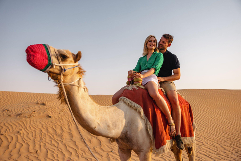 Agadir/Taghazout: Kamelenrit en Flamingo riviertourKameelrit bij zonsondergang op het strand