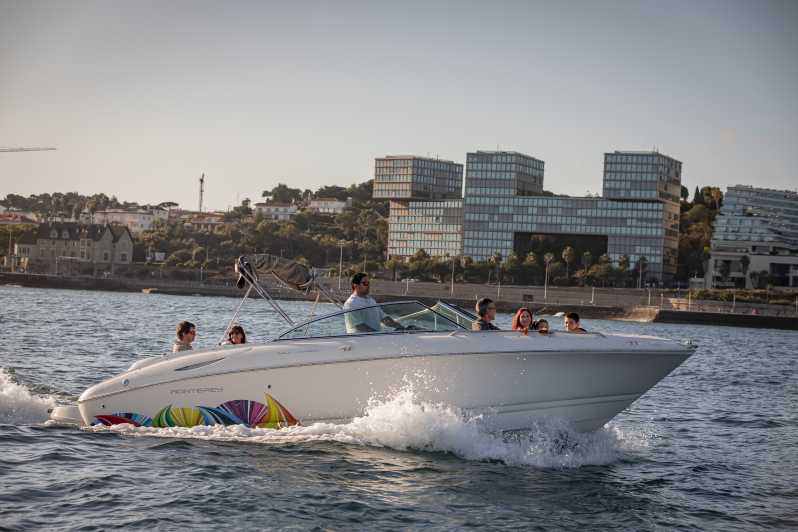 Cascais: Private boat with skipper, fuel, food and drinks