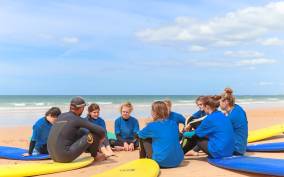 Vilamoura: 2-Hour Surf Lesson at Falésia Beach