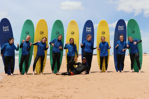 Vilamoura: Clase de surf de 2 horas en la playa de FalésiaVilamoura; 2 horas de clase de surf en la playa de Falésia