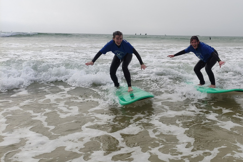 Vilamoura : leçon de surf de 2 heures à la plage de FalésiaVilamoura ; 2 heures de cours de surf sur la plage de Falésia