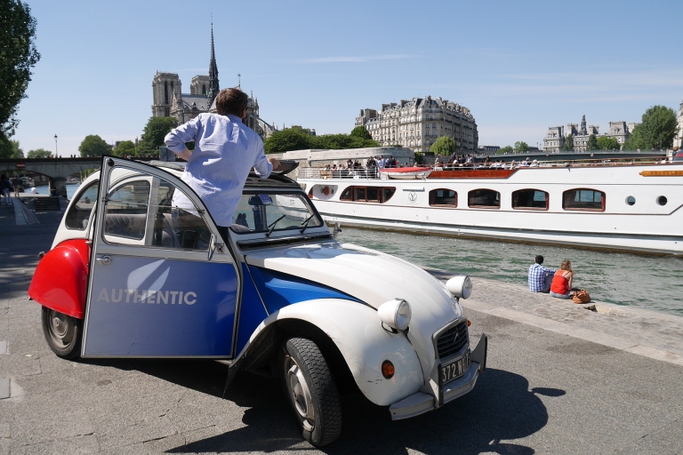 Paris : visite en 2CV d'époque et croisière sur la SeineVisite en 2CV d'époque et croisière sur la Seine