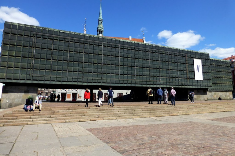 Riga: tour guidato a piedi delle storie di Riga sovietica