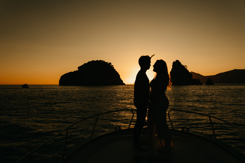 Amalfi Coast: Private Boat Trip with Prosecco and Snorkeling