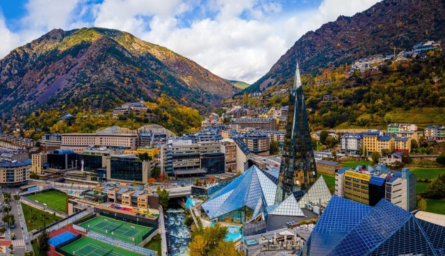 Visit Andorra Walking Tour in Andorra la Vella