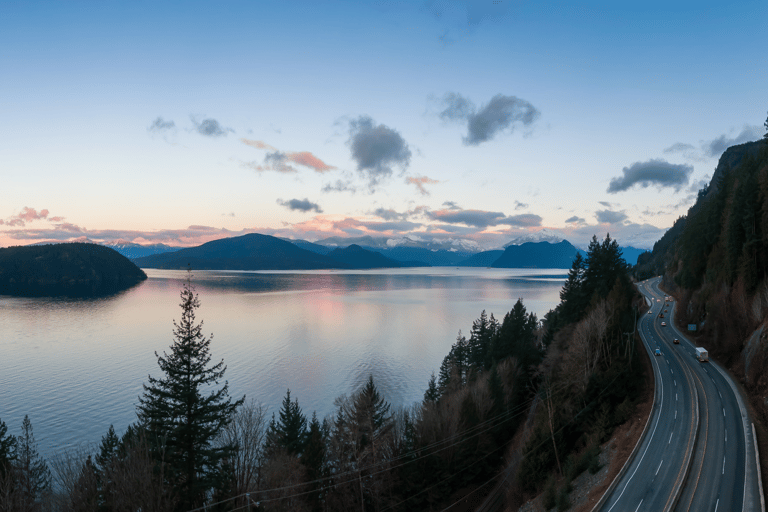 Entre Vancouver y Whistler: recorrido de conducción de audio por teléfono inteligente