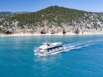 Cala Gonone: Boot heen en terug naar Cala Luna