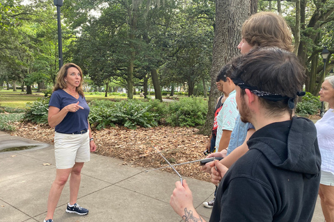 Nashville: Guided Ghost Walking Tour with Local Guide Nashville: Guided Ghost Tour with Local Guide