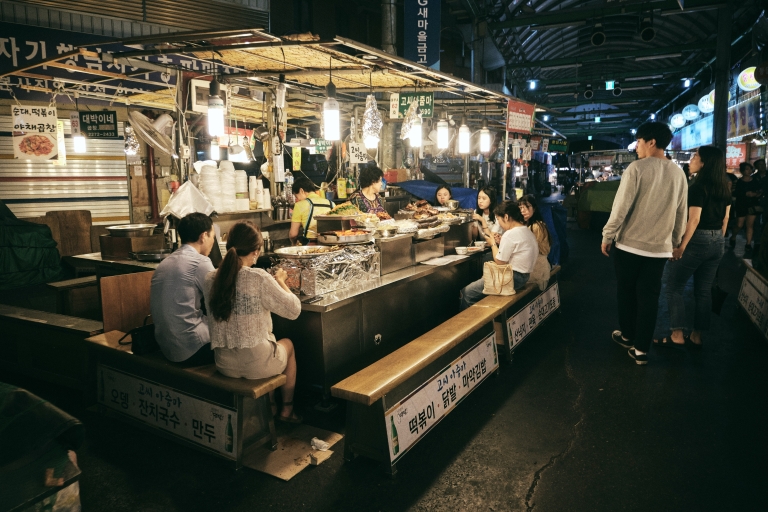 Nachtspaziergang Seoul Tour + Koreanische Cart Bar