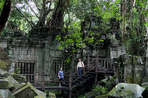 From Siem Reap: Beng Mealea & Tonle Sap Sunset Boat Cruise