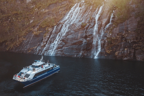 From Bergen: Mostraumen Fjord Cruise From Bergen: Mostraumen Fjord and Waterfall Cruise
