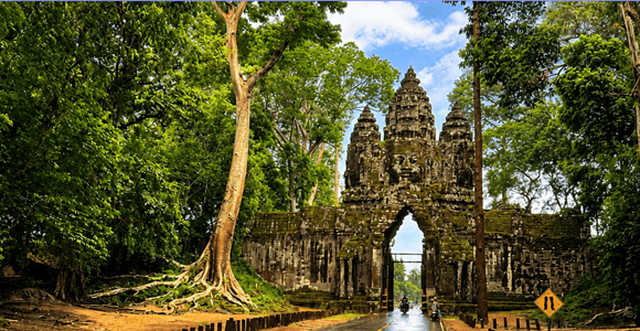 Small Group Angkor Wat Day Trip with Russian-Speaking Guide