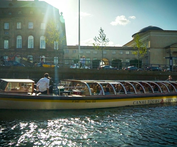 Copenhagen: Classic Canal Tour & The Harbour