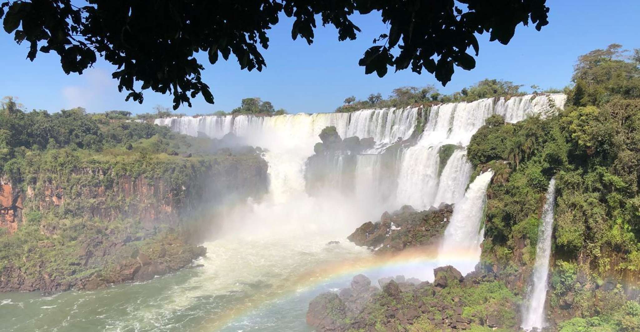 Iguassu Waterfalls, 1 Day Tour Brazil and Argentina side - Housity