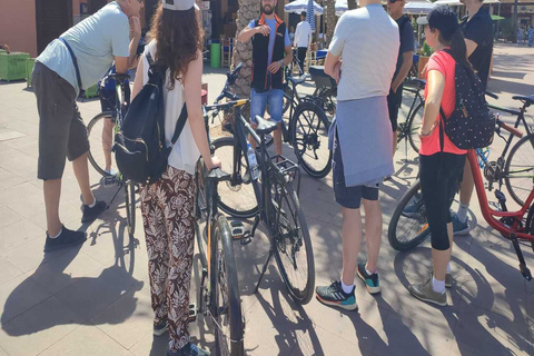 Marrakech: Tour de bicicleta com um guia localPasseio pela Manhã