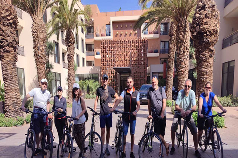 Marrakech: Tour de bicicleta com um guia localPasseio pela Manhã