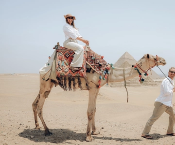 From Cairo: Pyramids of Giza, Sphinx, Saqqara & Memphis Tour