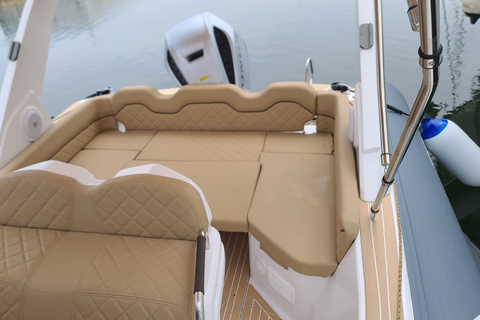 Cagliari: Båttur, 4 stopp, simning, snorkling och 1 spritzCagliari: båttur, 4 stopp, simning, snorkling och 1 spritz