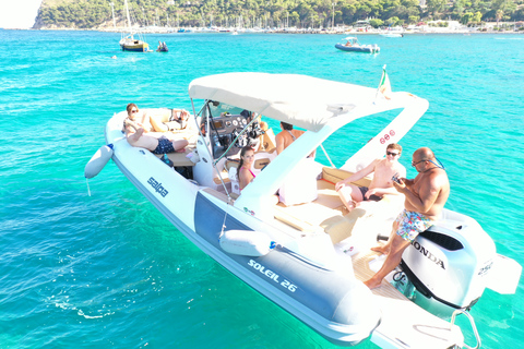 Cagliari: Båttur, 4 stopp, simning, snorkling och 1 spritzCagliari: båttur, 4 stopp, simning, snorkling och 1 spritz