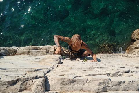 Split: Cliff Jumping &amp; Deep Water Solo TourCliff Jumping &amp; Deep Water Solo Tour