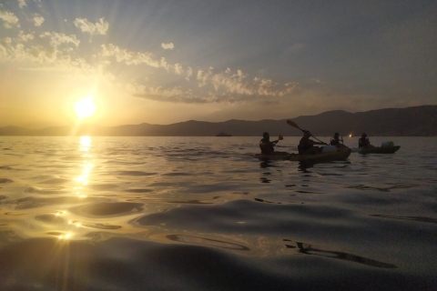 Split: Sea Kayaking Tour at Sunset with Professional Guide