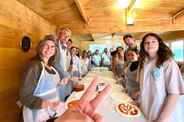 Rome: Combo Pizza and Pasta Cooking Class with Wine Rome: 4-Hour Combo Pizza and Pasta Cooking Class