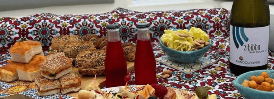 Favignana : sortie en bateau quotidienne depuis Marsala avec dégustation de vin