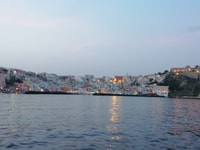 D'Ischia, Procida Island Tour en bateau d'une journée avec déjeuner - Housity