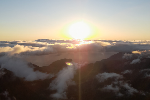 Funchal: wschodnia i zachodnia Madera Sunrise Tour ze śniadaniem