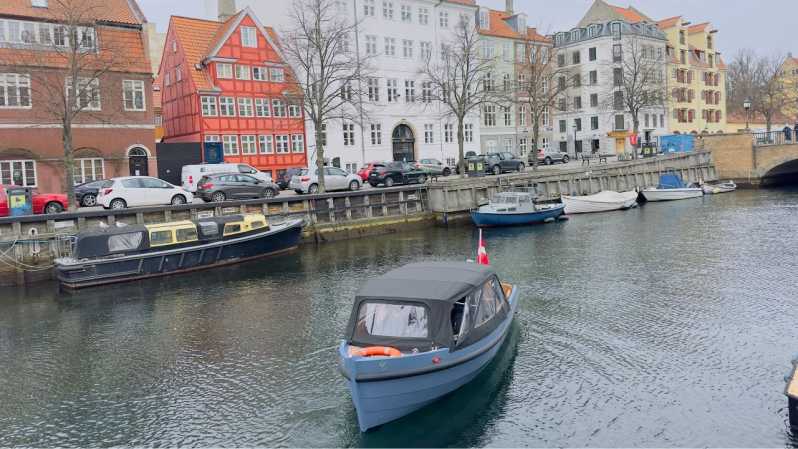 Copenhague: Visita guiada por los canales en barco eléctrico