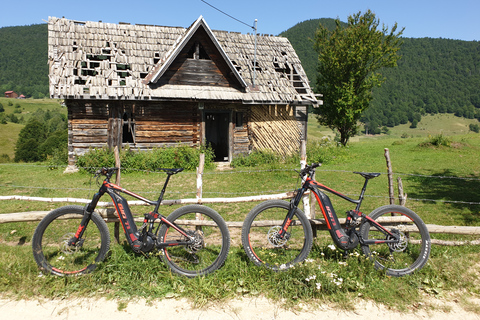 De Brasov : Parc national de Piatra Craiului en Ebike