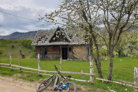 De Brasov : Parc national de Piatra Craiului en Ebike