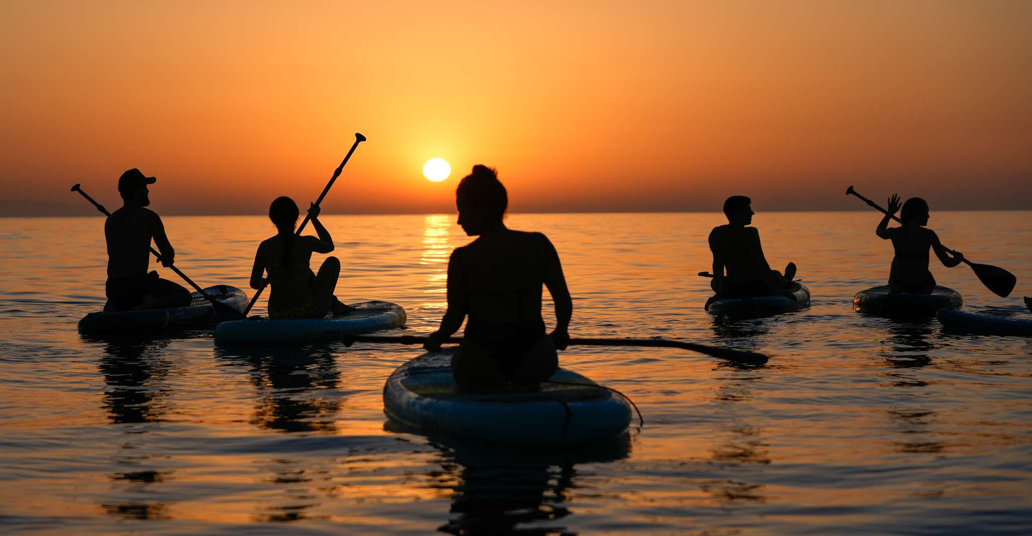Barcelona: Sunrise Paddleboarding with Instructor and Photos photo 2