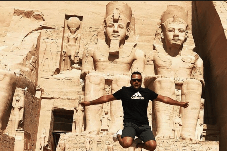 Abu Simbel Private Tagestour von Assuan aus