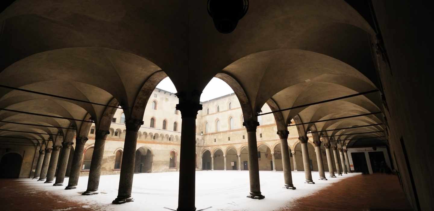 Mailand: Sforza Schloss und Festungstour mit Abendmahl
