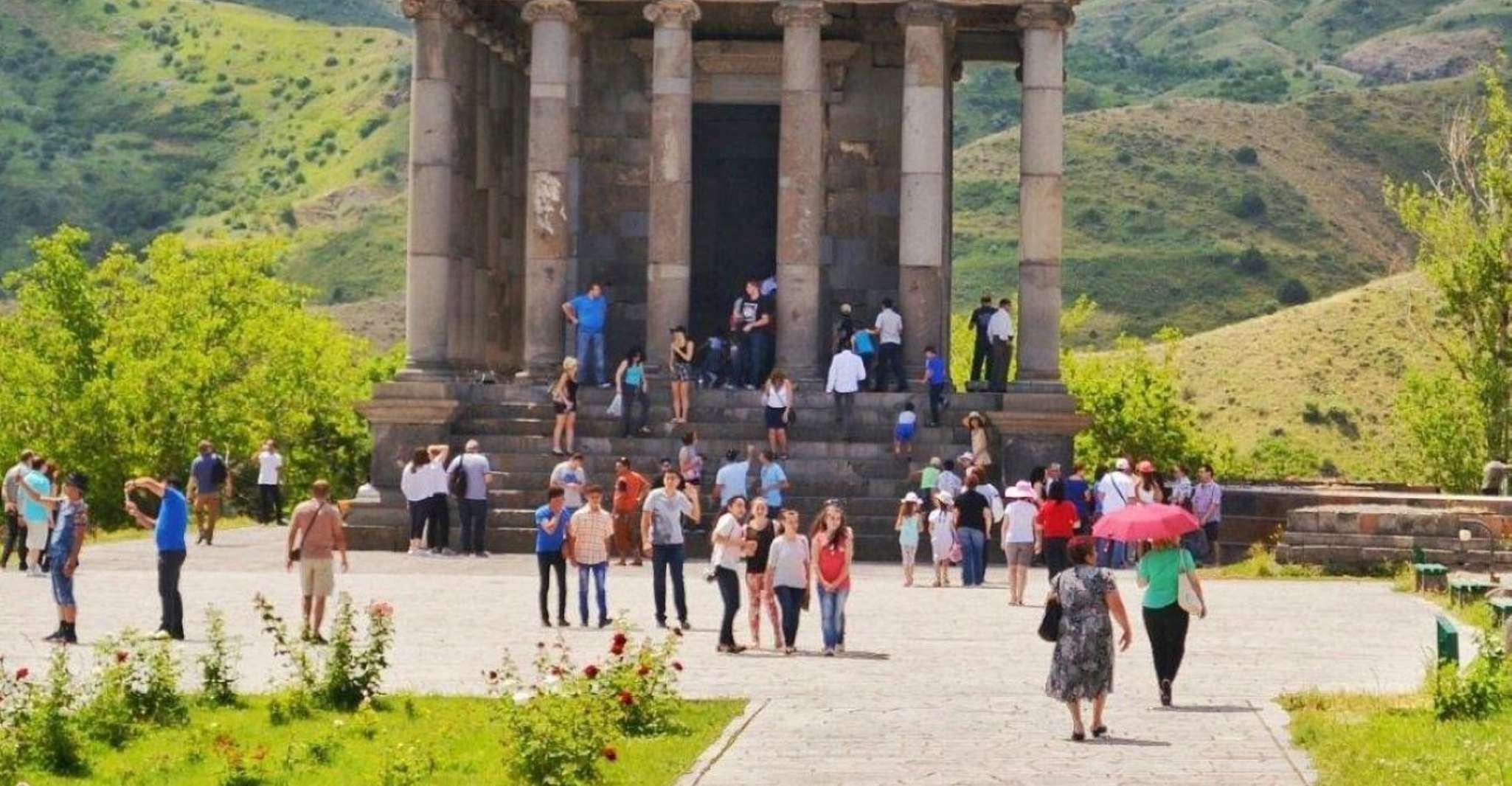 Private tour to Garni temple, Geghard monastery, Lake Sevan - Hizvo