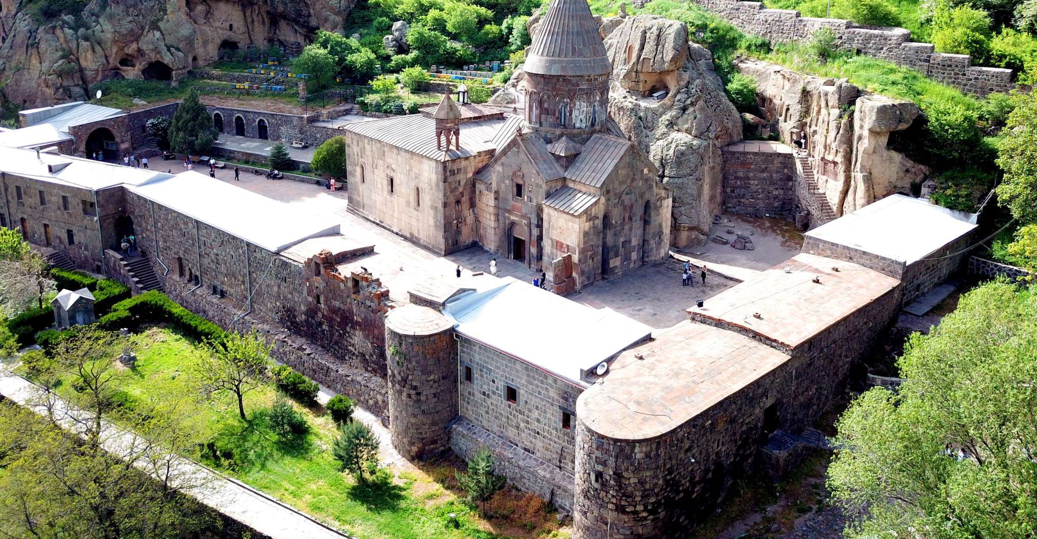 Visita privada al templo de Garni, monasterio de Geghard, lago Sevan - Hizvo