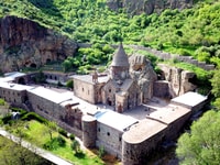 Tour privato al tempio di Garni, monastero di Geghard, Lago di Sevan - Hizvo