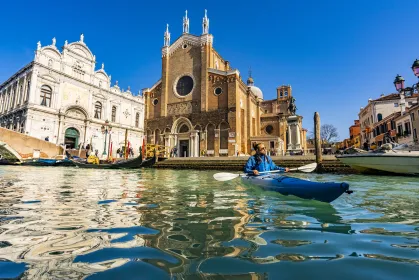 Kultureller Kajakkurs in der Stadt Venedig: Fortgeschrittenenkurs