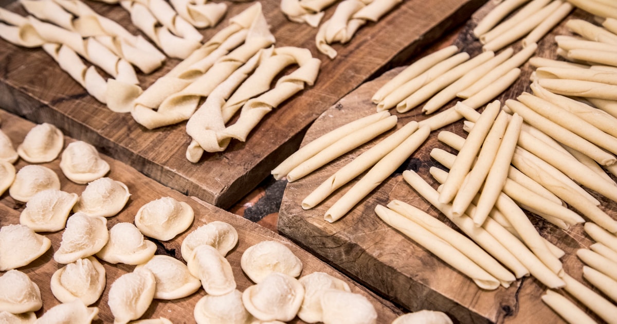 Turin Cours de pâtes et de Tiramisu en petit groupe GetYourGuide